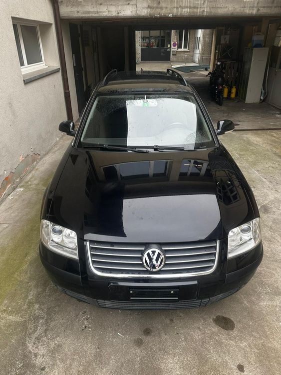 VW Passat Variant schwarz 2005 ab 1 fr