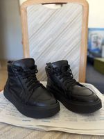 Damen-Winterstiefel in Größe 38