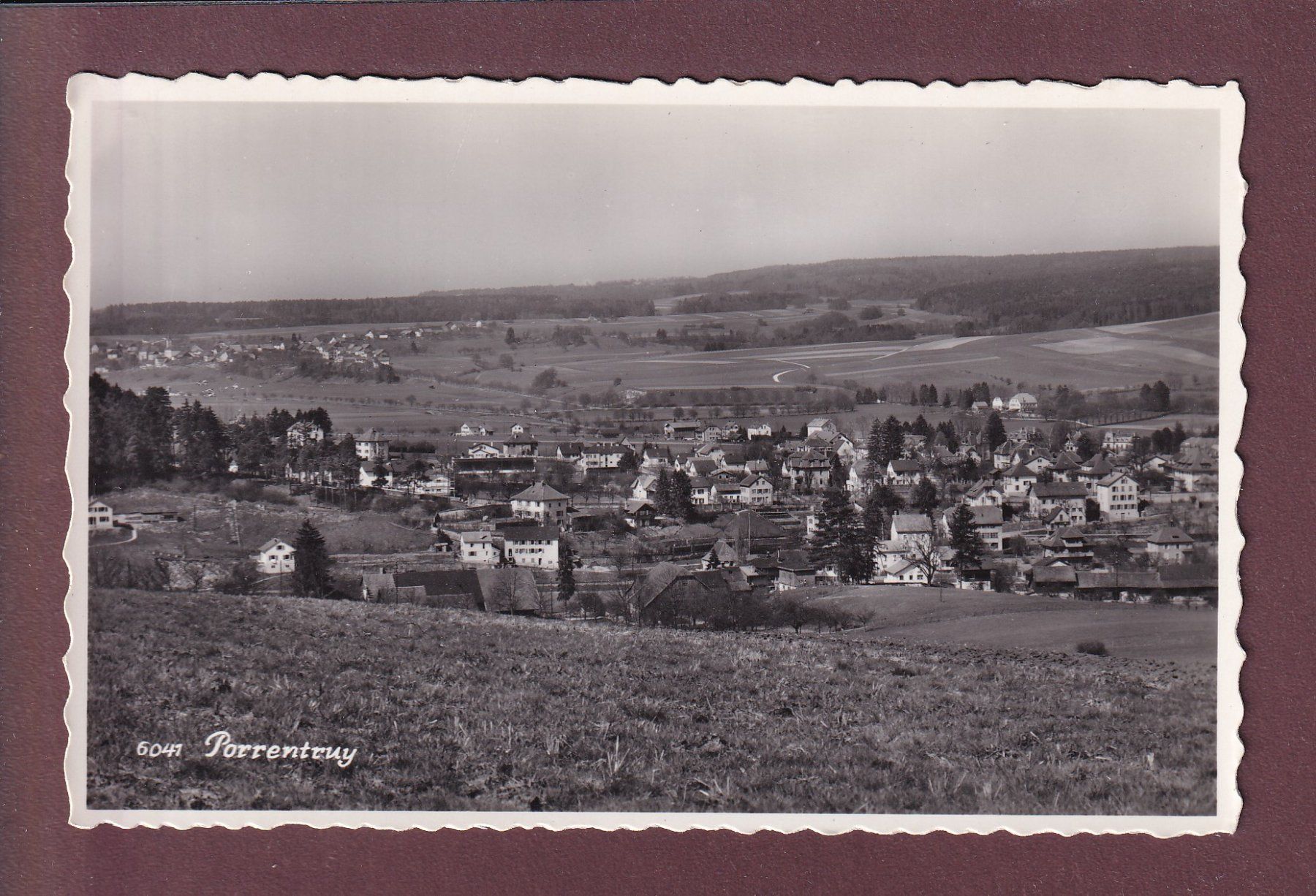 Cartoline postali: PORRENTRUY - Vue générale – Usato da Pully venduto da nicecards