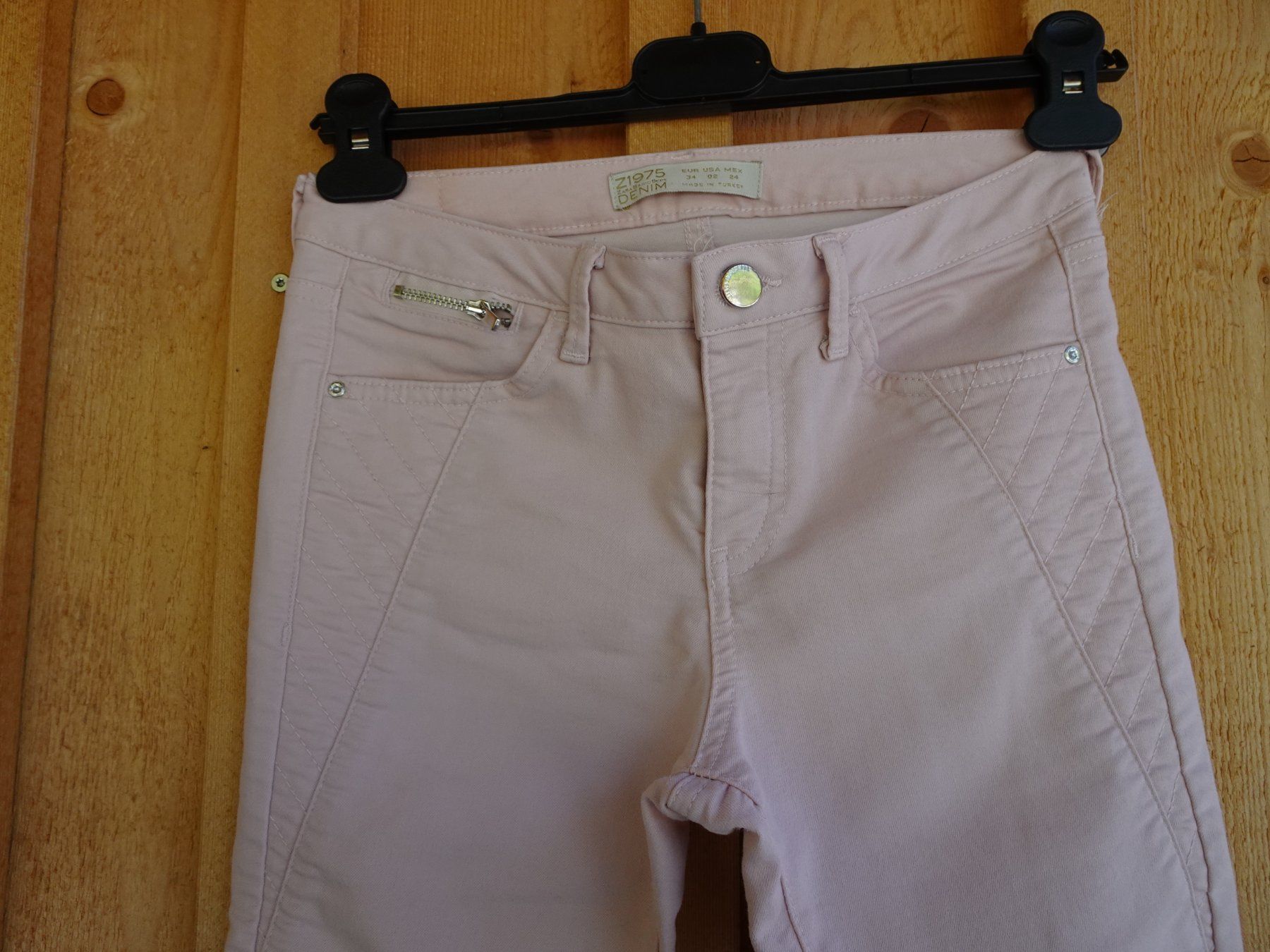 Zara Pantaloni: Uni rosa Stretch Hose von Zara Gr. 34 oder XS - 221035 – Usato da Küssnacht am Rigi venduto da Good4Deckeli 3