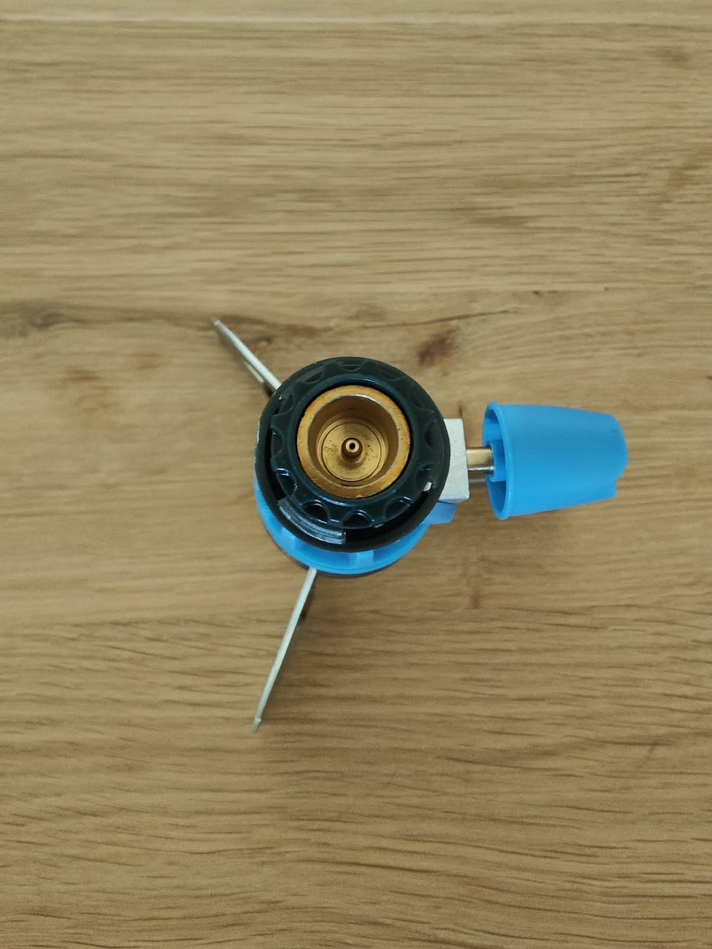 Decathlon Cuisines complètes: Campinggaskocher inkl. 2 Gaskartuschen – D'occasion à Rothrist par chbluemli 3