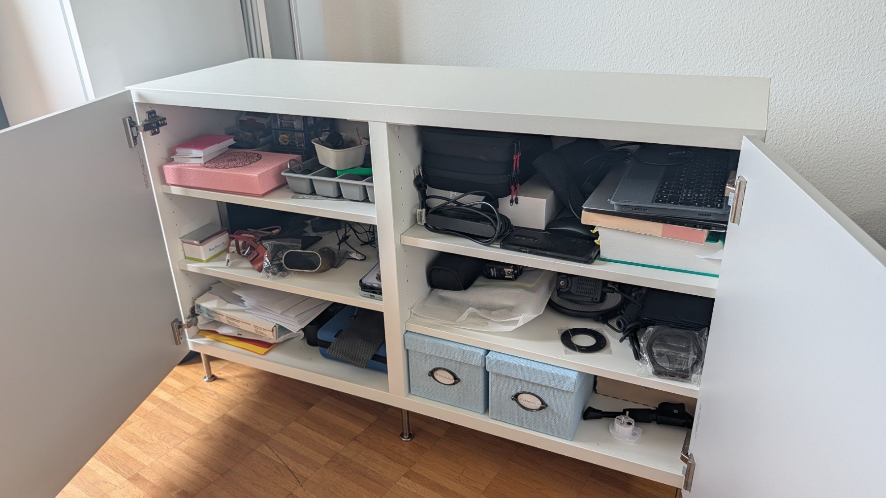 Ikea Kommoden: Ikea Besta Sideboard – Gebraucht aus Hünenberg See von TheBigM 2
