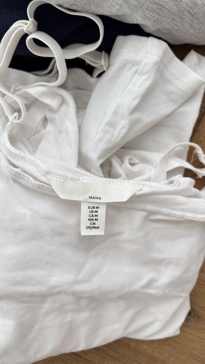 H&M Top: Nursing tops H&M mama M/L – Usato da Wädenswil venduto da katdede 1
