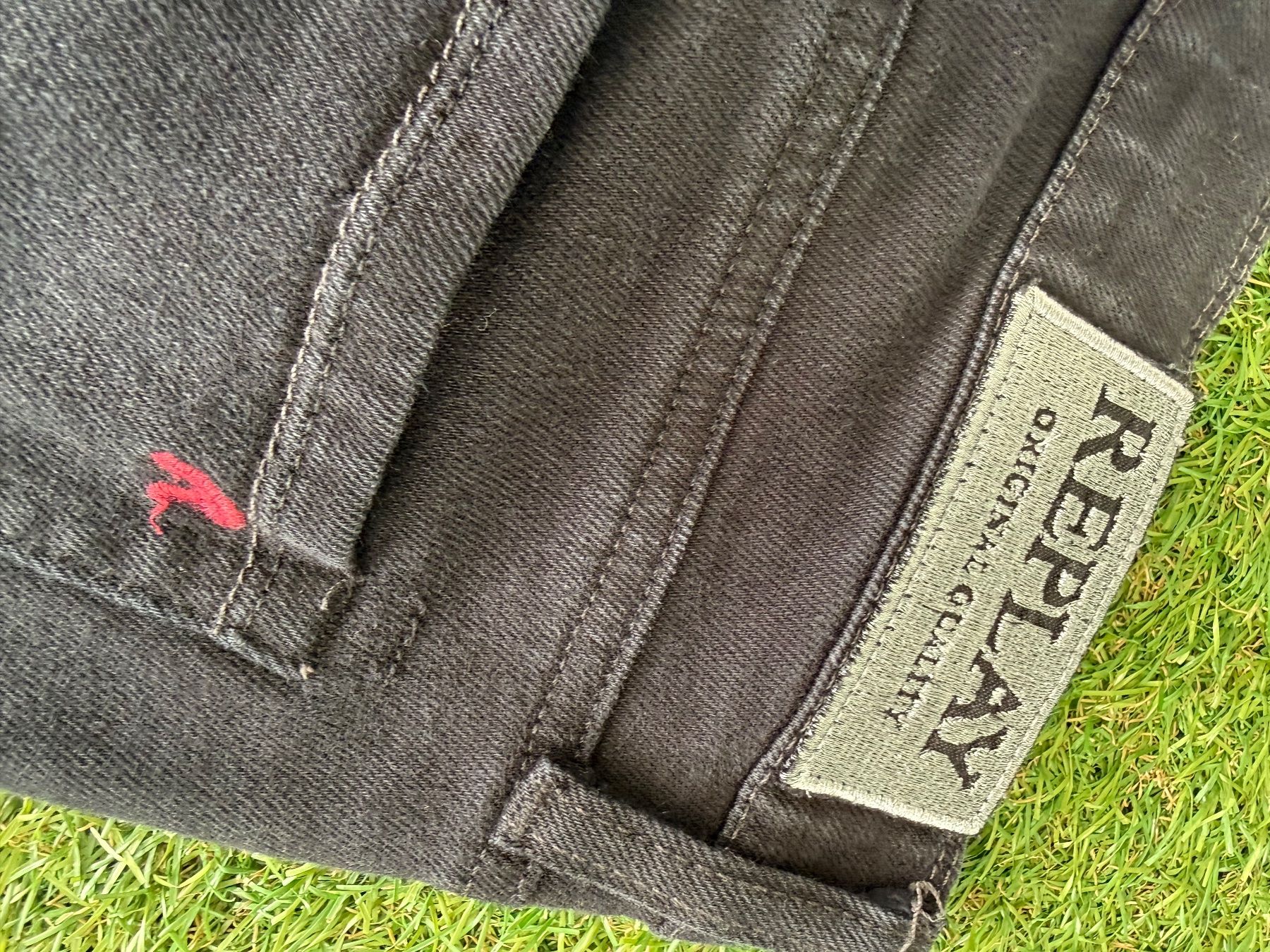 Replay Jeans: Jeans von Replay W28L32 – Gebraucht aus St. Gallen von Emifrei 4