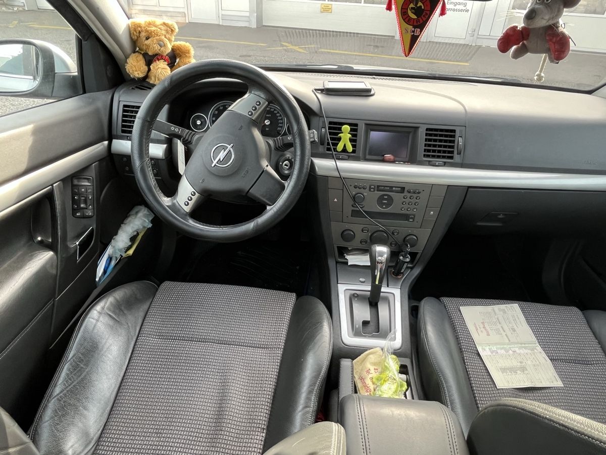 Opel Autos: OPEL VECTRA C32 – Gebraucht aus Solothurn von Eszauto 5