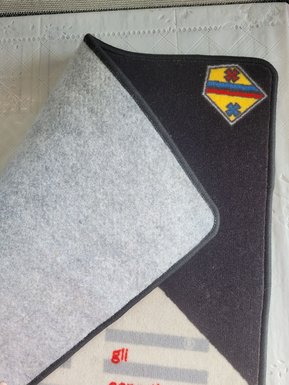 Spielmatte: Grosser Vintage Jassteppich "Beizenjassteppich" 65x65cm – Gebraucht aus Buttikon SZ von Renco 2