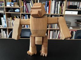 Areaware - Wooden Creatures - Hanno der Gorilla