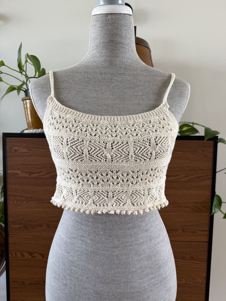 Top: Beige Crochet Crop Top Bundle - Perfect for Summer! – Usato da Zürich venduto da jk_zh 3