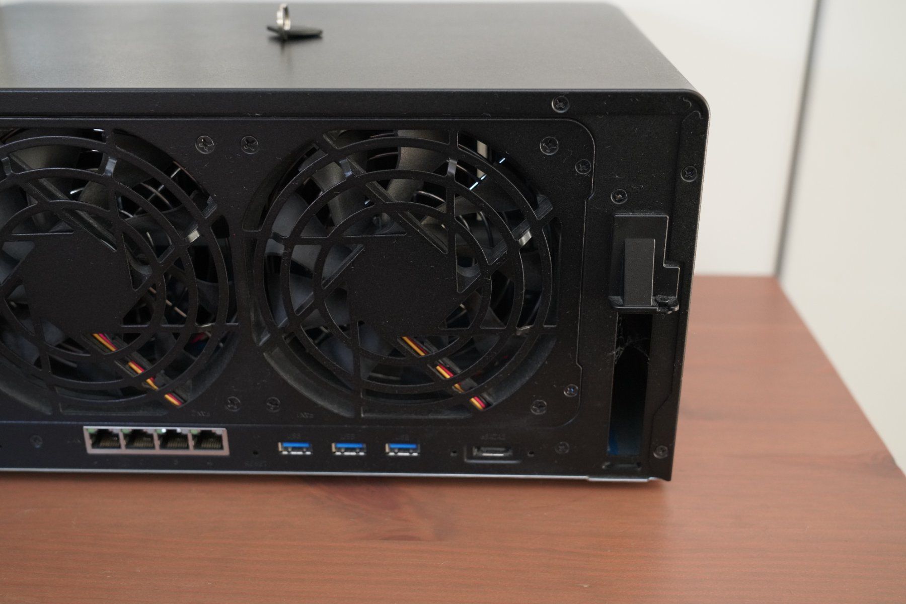 Synology Server: Synology Diskstation DS1817+ mit 16GB RAM und OVP – Usato da Zürich venduto da Lock5151 7