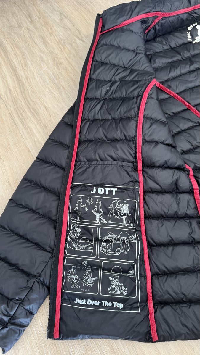 Jott Giacche: Doudoune JOTT Cha, noire, Taille S, comme neuve – Nuovo (secondo la descrizione) da Colombier NE venduto da kajo04 5