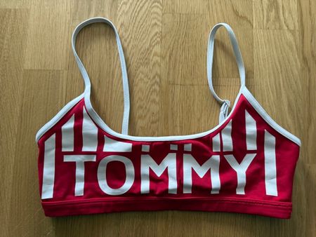 Sexy Tommy Hilfiger bikinioberteil rot, original!