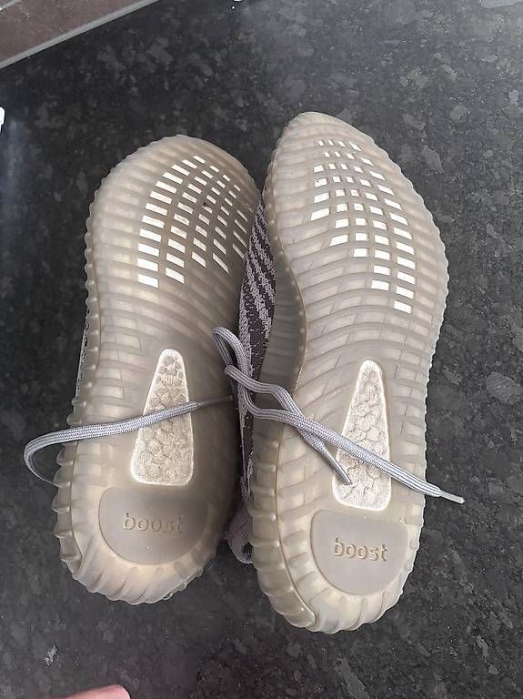 Damenschuhe: Sneakers – Gebraucht aus Basel von dav_5qdt 4