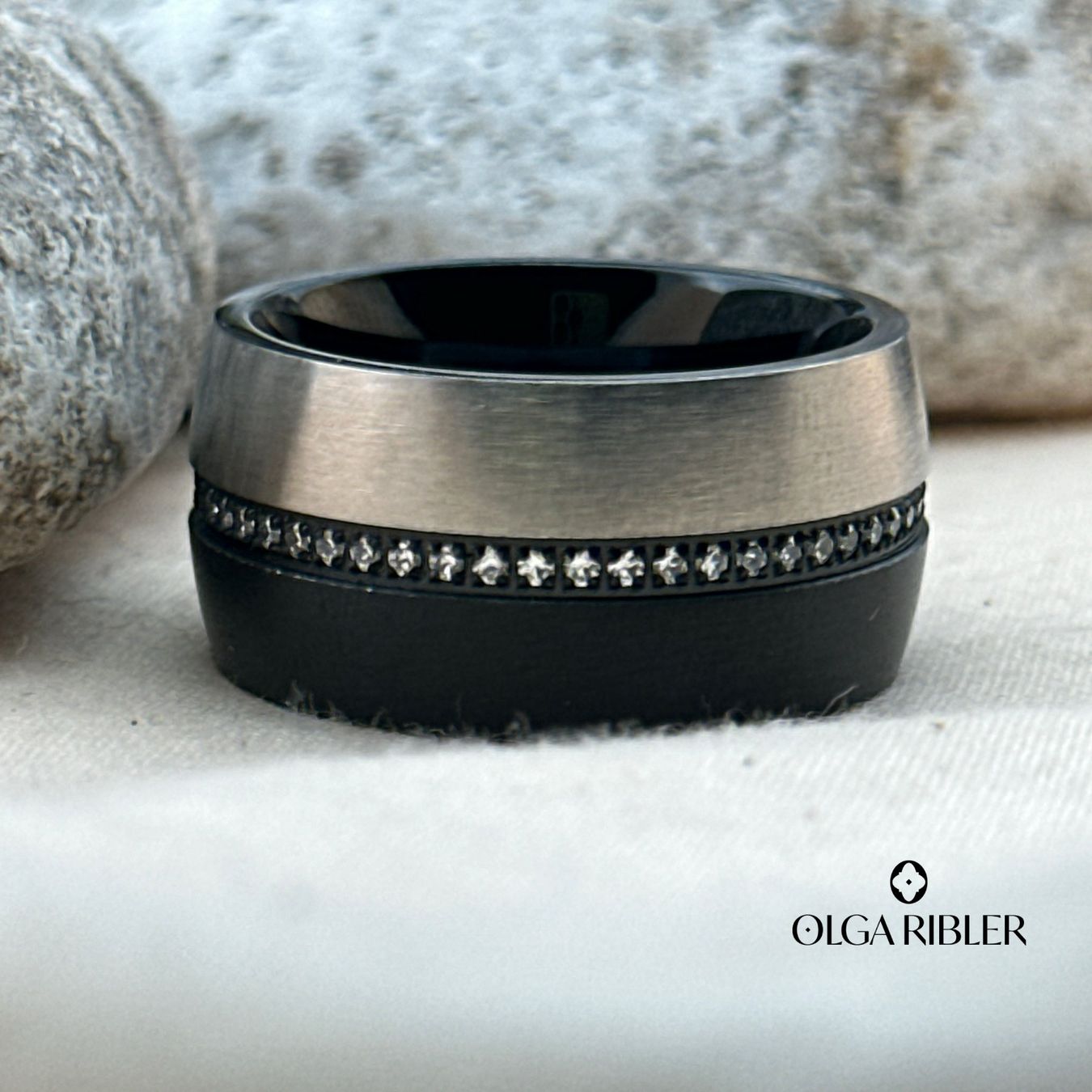 Olga Ribler Ringe: Edelstahl Ring 2 farbig mit Zirkonia, Ringgrösse 60 – Neu (gemäss Beschreibung) aus Luzern von Schmuckoutlet