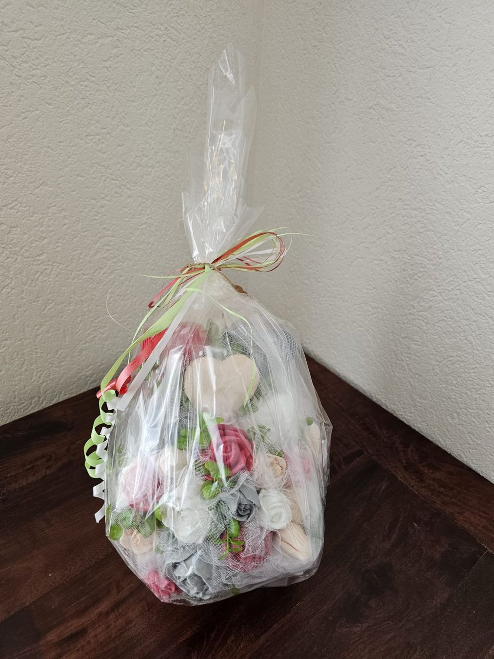 Tutte le decorazioni: Geschenkbox / Seifen Handgemacht Blumen – Nuovo e nell'imballaggio originale da Sins venduto da Countach82