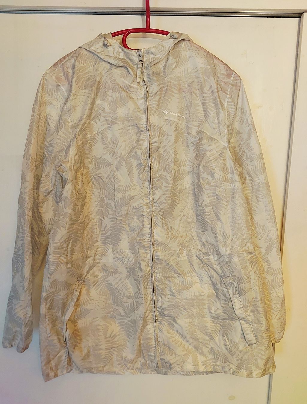 Jacken: Leichte Jacke – Gebraucht aus Brunnen von CHOUCHOU.