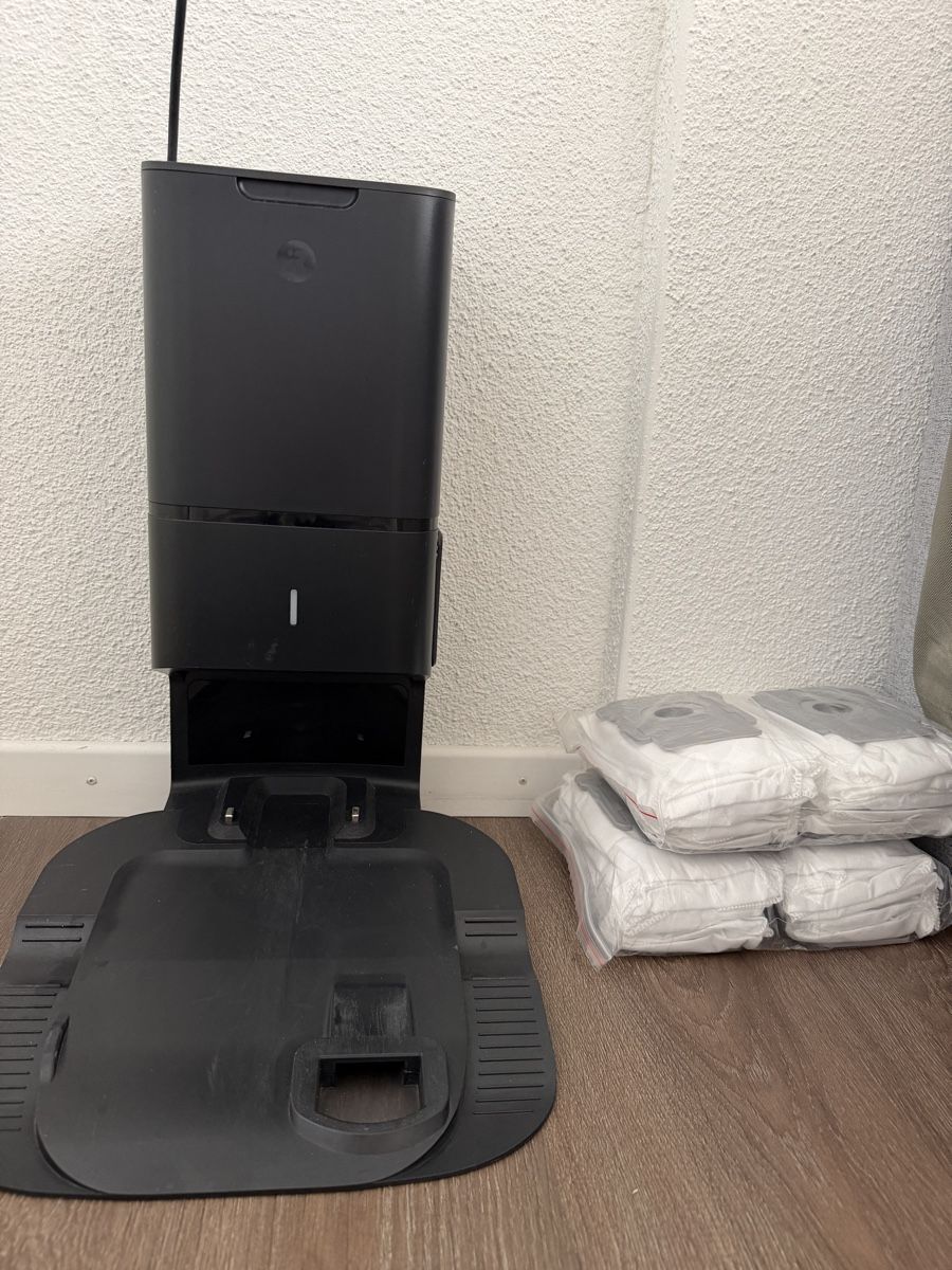 Irobot Aspirapolveri & Accessori: iRobot Roomba i7+ mit Clean Base + Staubbeutel – Usato da Schaffhausen venduto da dji_s5jc 1