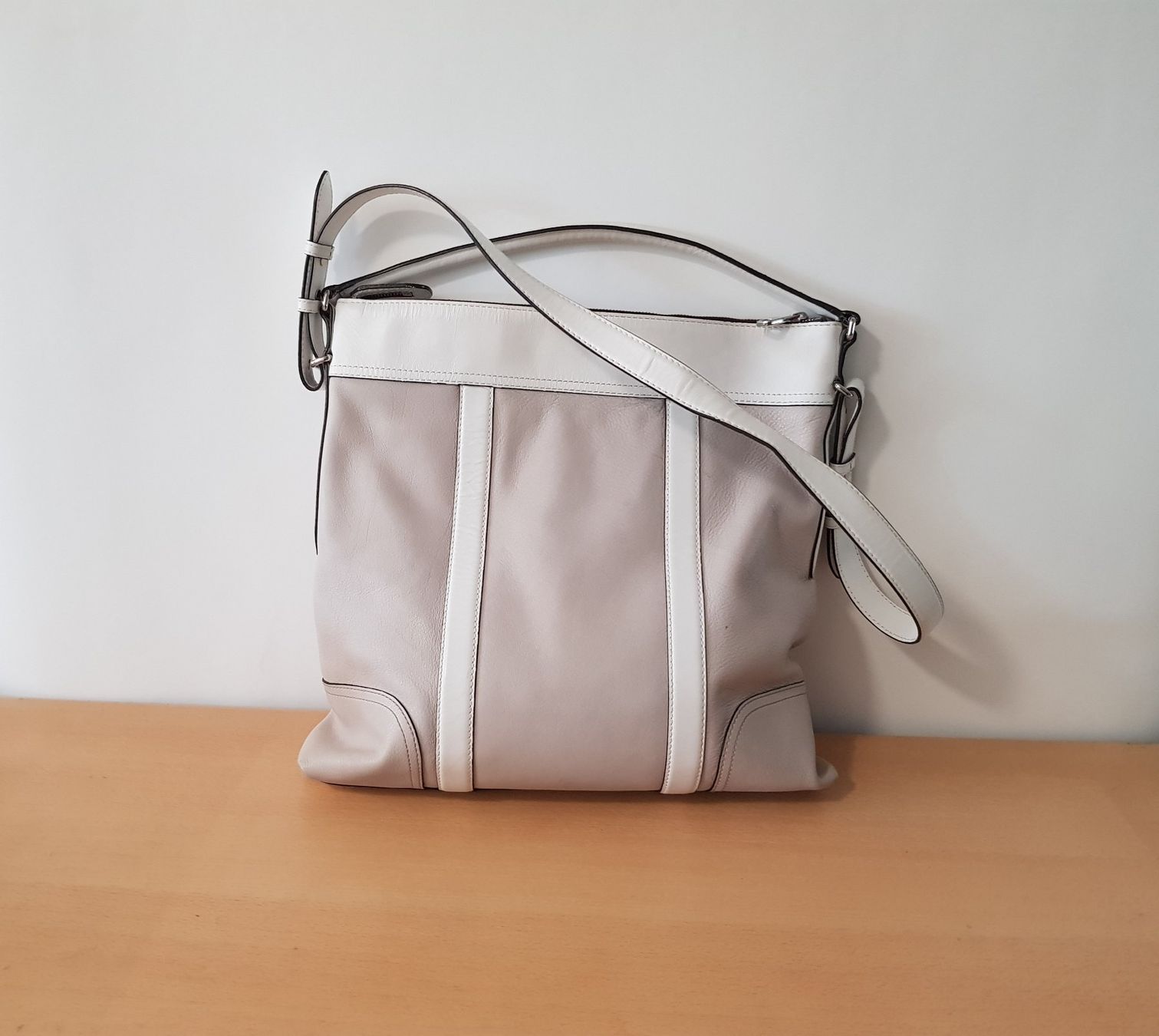 Bally Borse da donna: Bally Leder Handtasche in Beige – Usato da Basel venduto da chien008 3