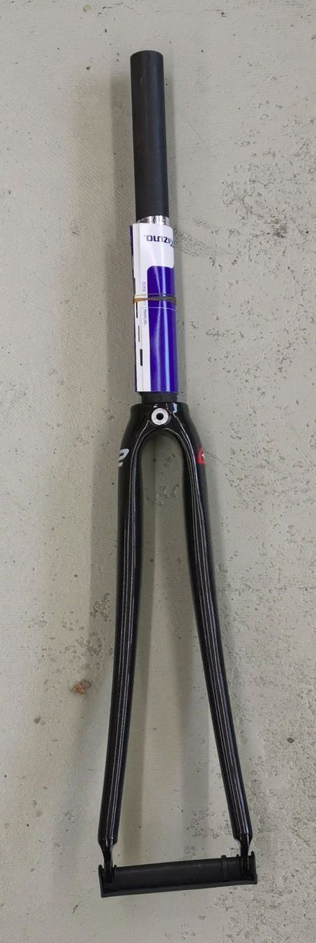 Ersatzteile: Carbon Gabel Mizuno – Neu und originalverpackt aus Affoltern am Albis von cub_tx9s