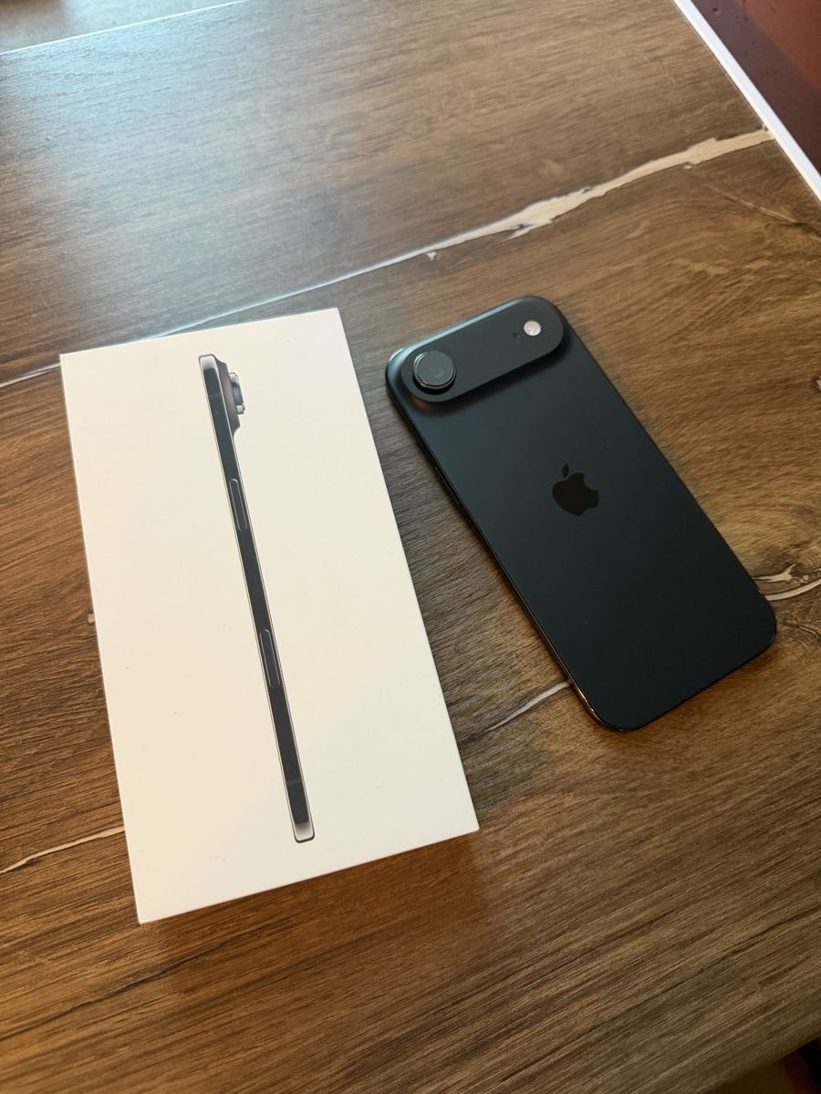 Apple Handys / Smartphones: Apple IPhone Air 256GB – Neu (gemäss Beschreibung) aus Lengnau BE von fabuu07