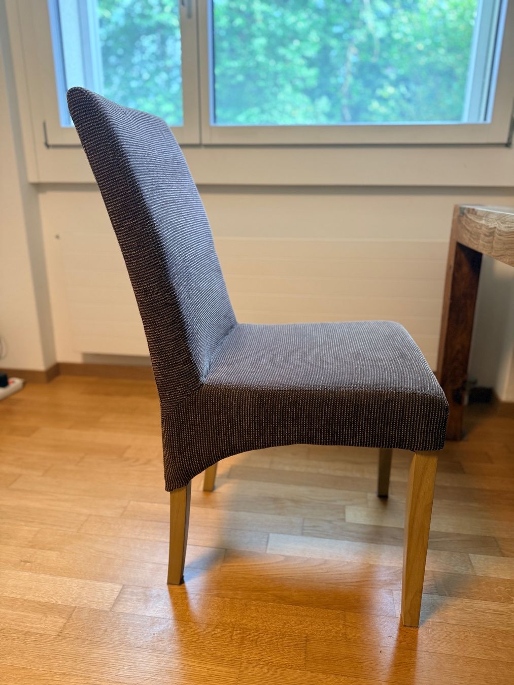 Stühle: 4 Esszimmerstühle | Set → Jetzt nur CHF 49 – Gebraucht aus Effretikon von YL.now 2