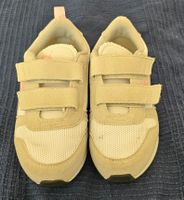 Baskets Puma Fille Beige Pointure 33
