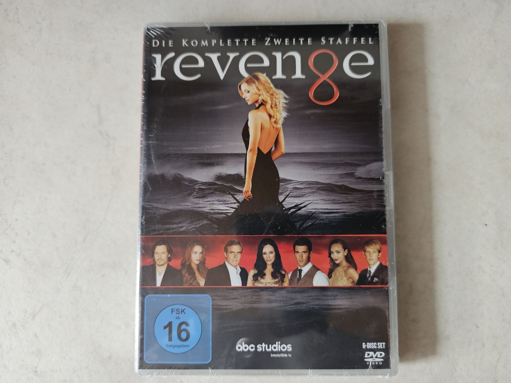 Alle DVDs: Revenge  -  Staffel 2  /  Fabrikneu – Neu und originalverpackt aus Schneisingen von backstore24