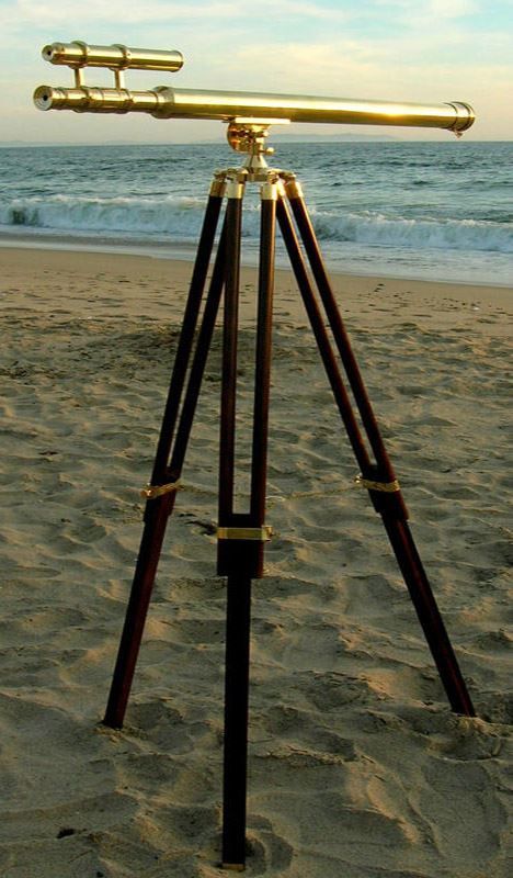 Telescopi: Messing Teleskop auf Palisander Stativ – Nuovo e nell'imballaggio originale da Valbonne venduto da laiton.france 1