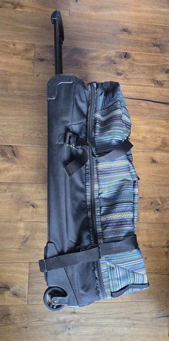 Dakine Valises de voyage: Dakine Split Roller 110 – D'occasion à Heimberg par Bidu03 2