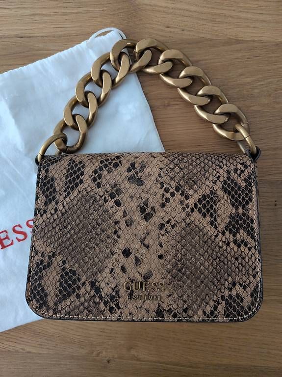 Taschen für Damen: Guess Tasche – Gebraucht aus Aarburg von Noemi.H 3