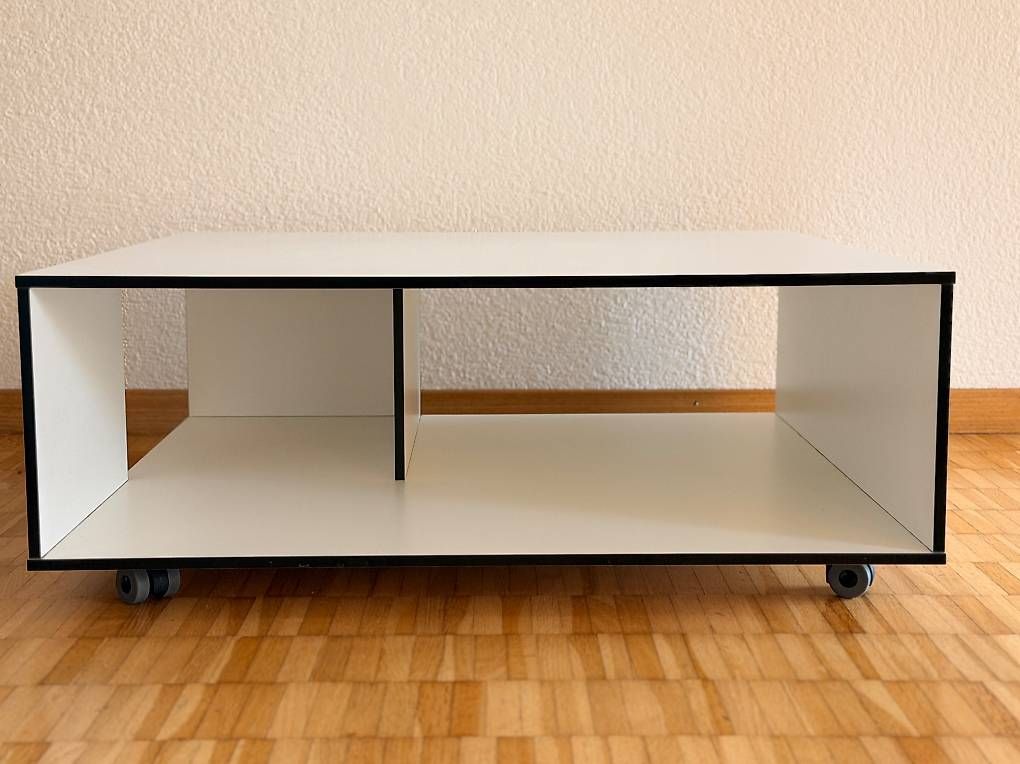 Tavoli: Sanktjohanser Salontisch flat – Usato da Uster venduto da j-loop 1