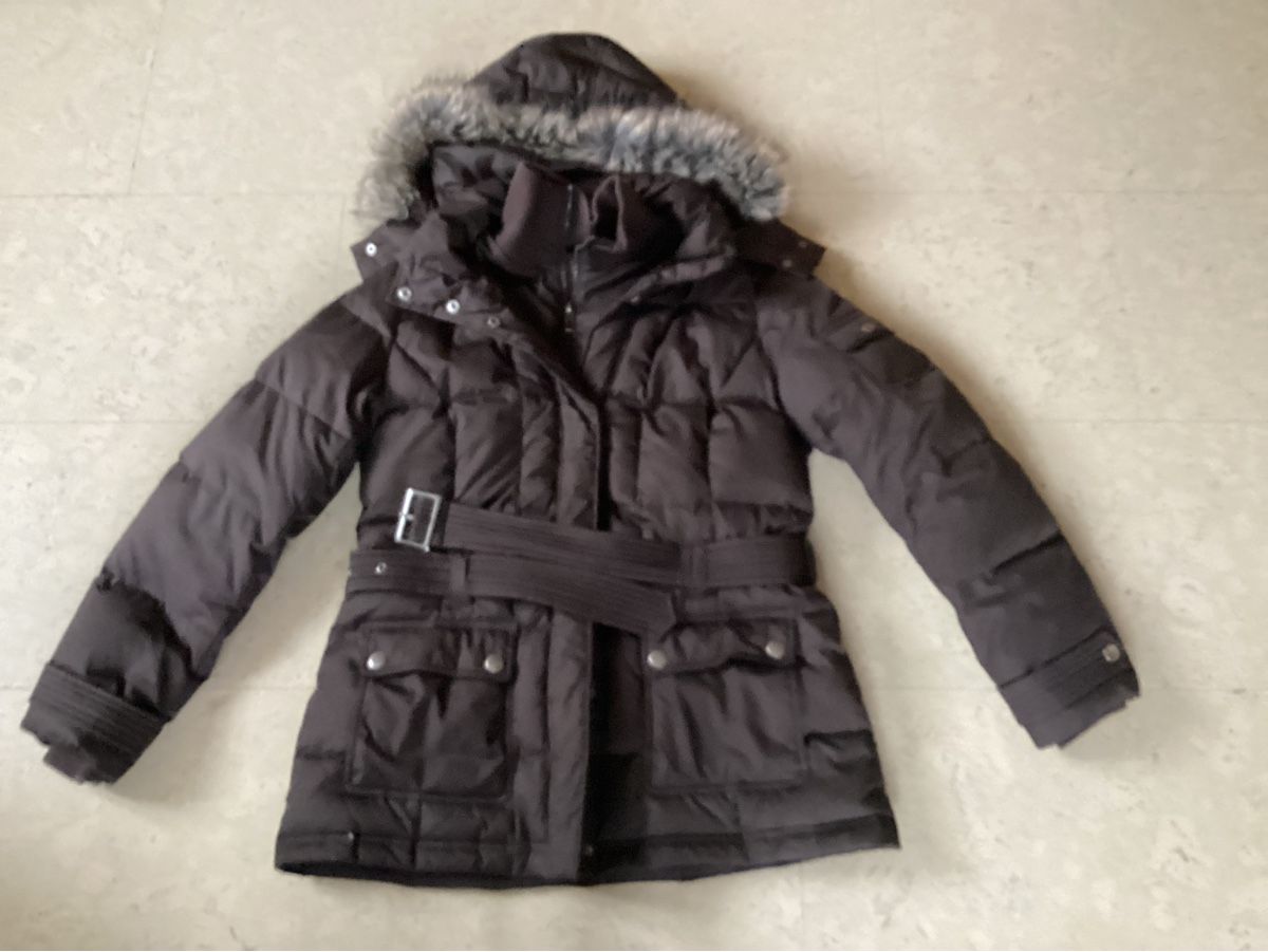 Esprit Giacche: Esprit Damen Winterjacke Gr 40 – Usato da Wassen UR venduto da SABDOM