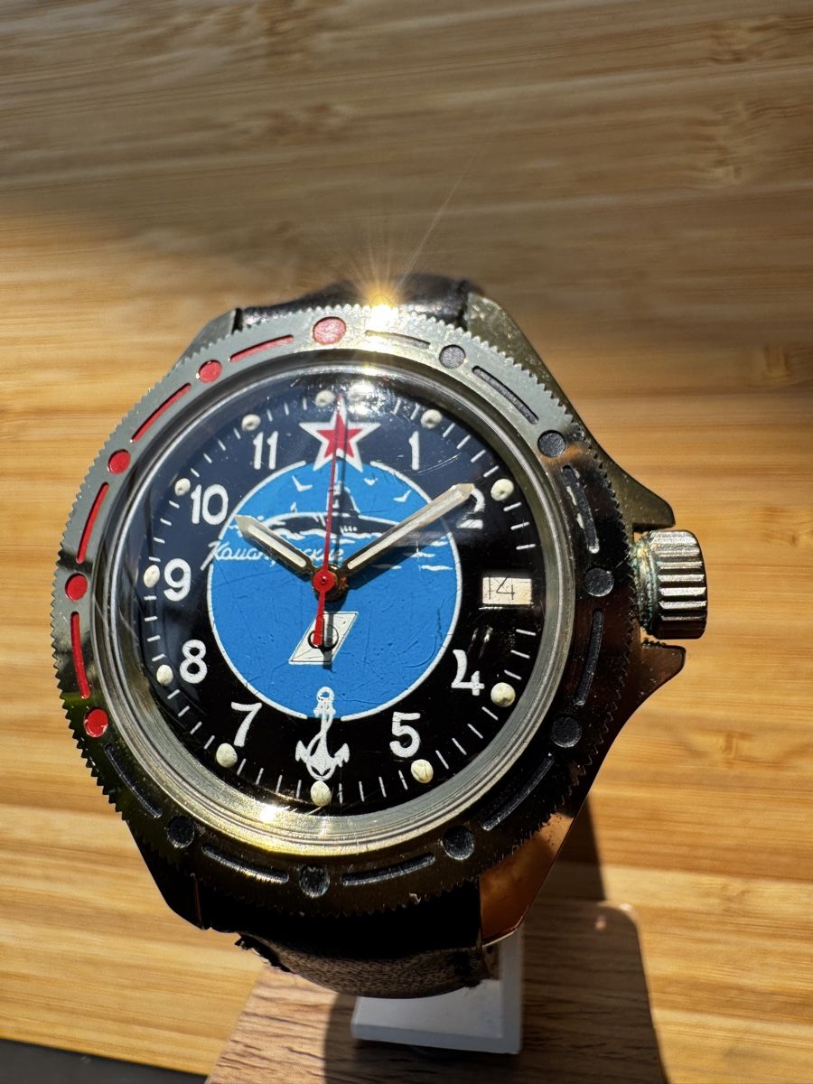Vostok Orologi: Vintage Vostok - Submarine Design – Usato da Zollikofen venduto da Comcast 7