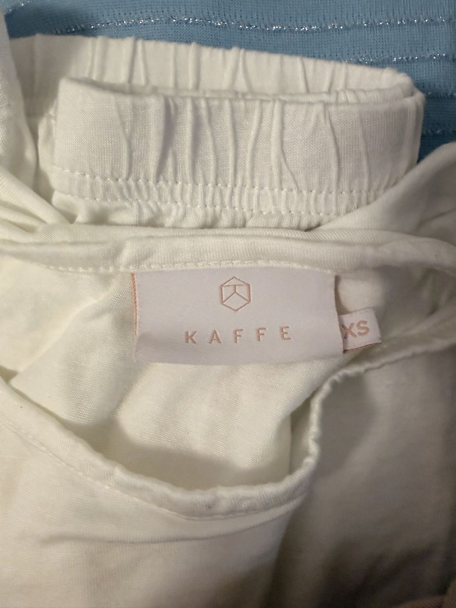 Kleiderpakete: Kleiderpaket grösse XS-S – Gebraucht aus Oberengstringen von Sadi_Be 1