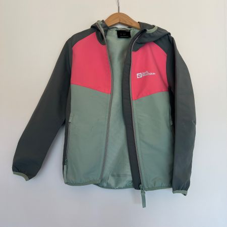 Jack Wolfskin Softshell-/Outdoorjacke Mädchen Gr. 128