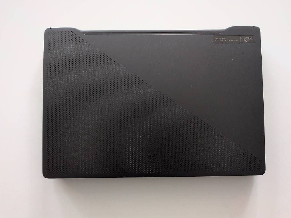 Notebook: ASUS ROG Zephyrus G14 Gaming-Laptop  defekt – Usato da Luzern venduto da distract 1