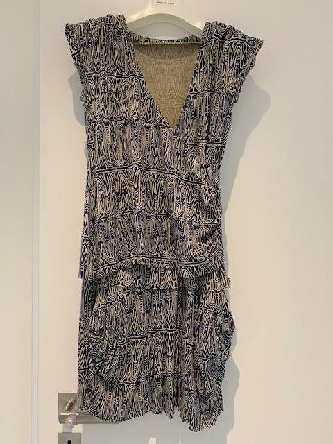Hugo Boss Kleider: petite robe en coton et élastance de Hugo Boss T.34 – Neu (gemäss Beschreibung) aus St-Aubin-Sauges von Juliezan 3