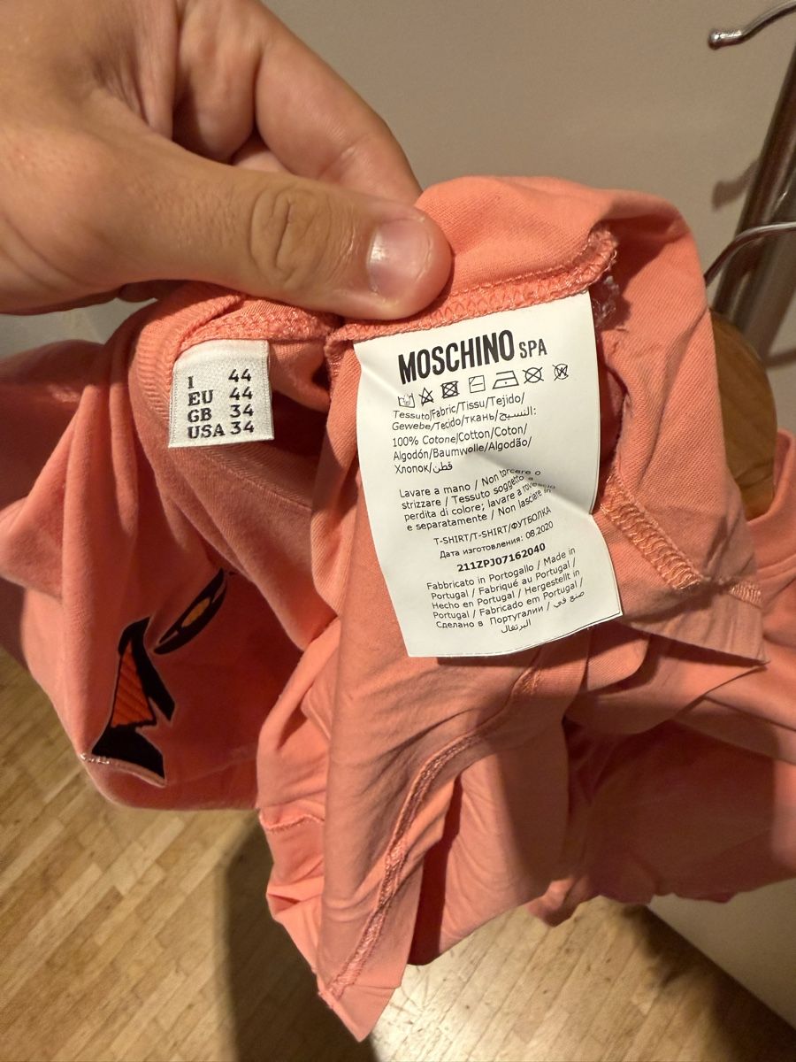 Moschino T-shirt: Moschino Tee Shirt – Usato da Genève venduto da SG_73 2