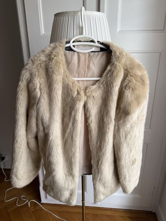 Faux fur coat Zara Size M