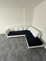 Grosse Eckcouch, schwarz/weiss