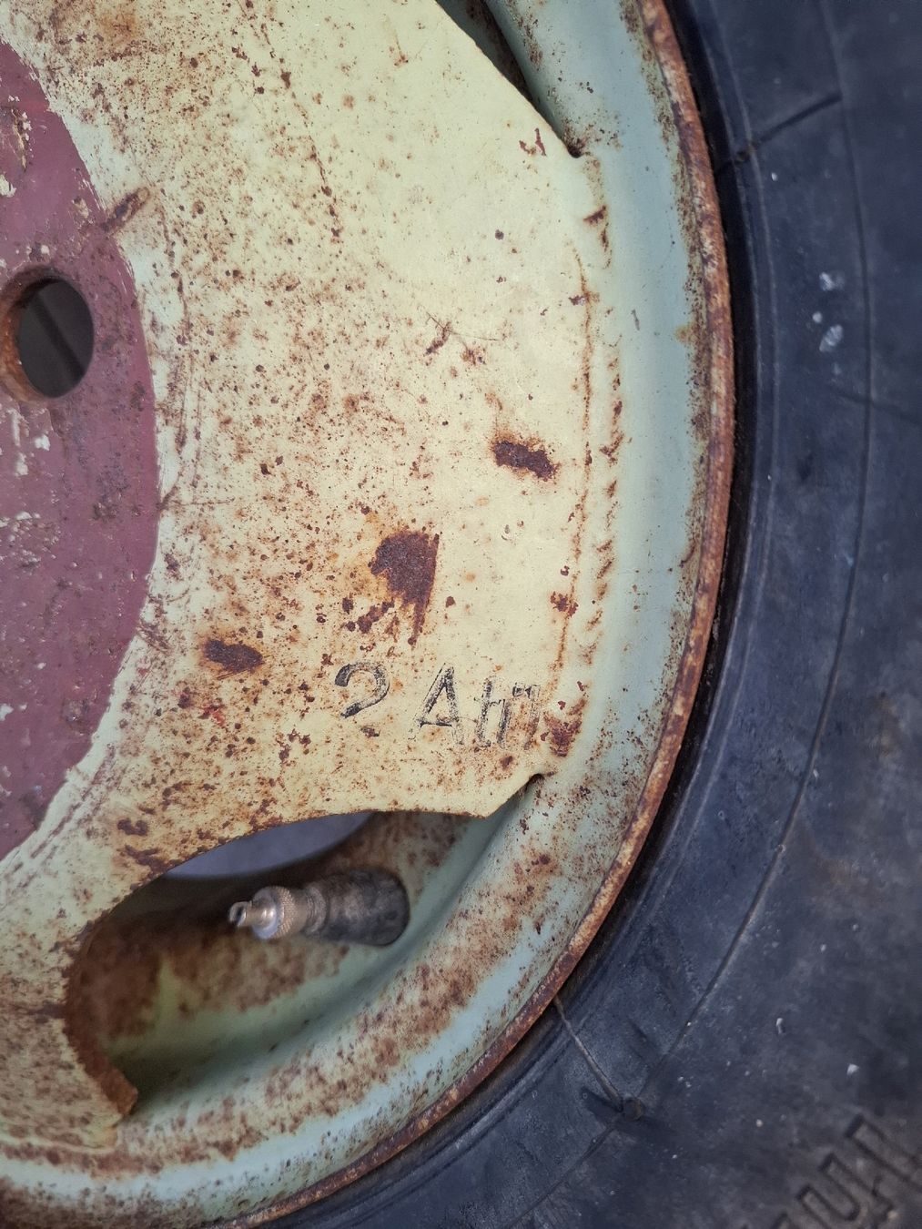 Aebi Pneus & Roues: 2 Räder zu Aebi Tp 1000 – D'occasion à Menzingen par Fiat80-90 4