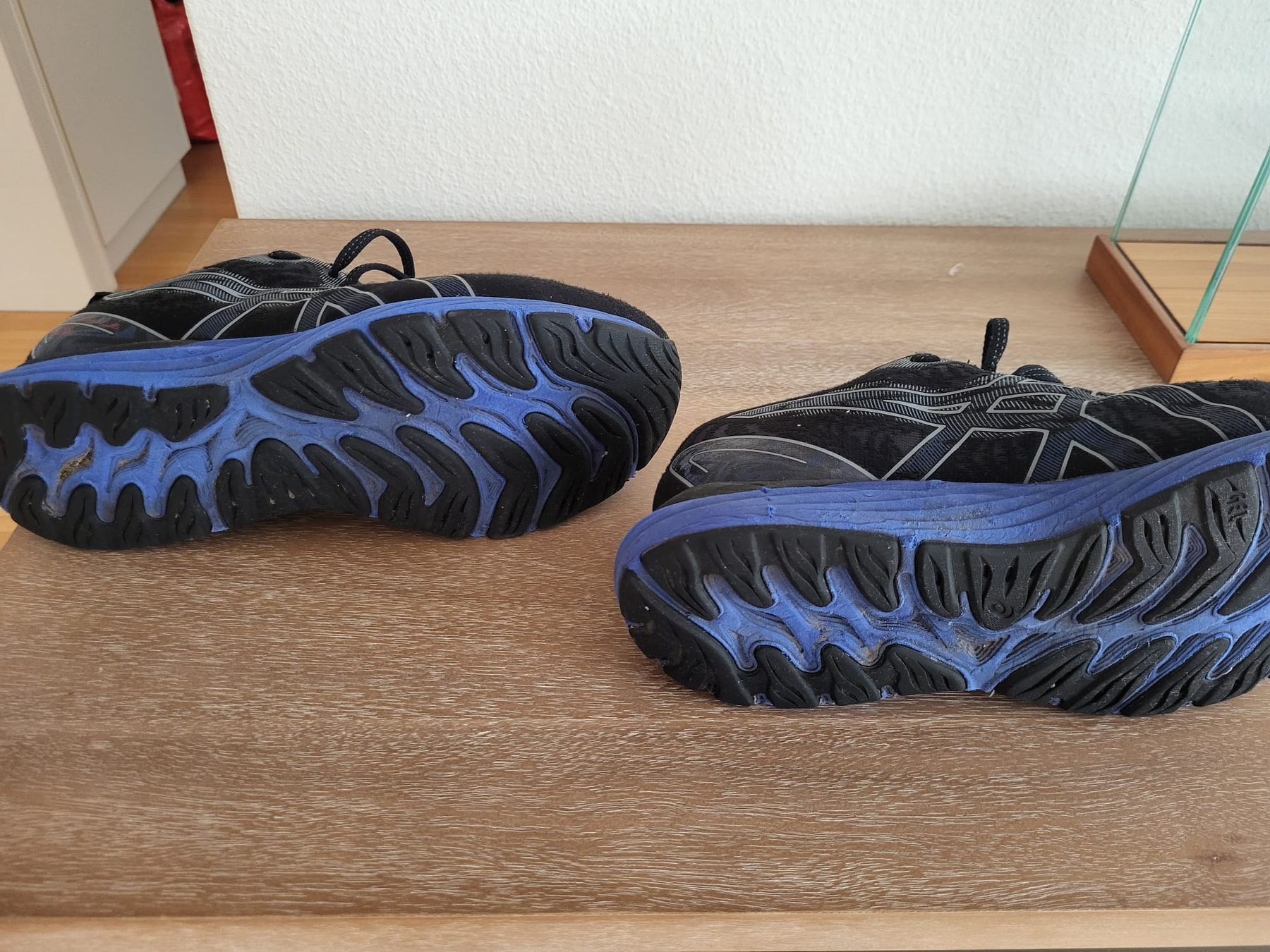 Asics Scarpe da uomo: Asics Gel-Cumulus 23 GORETEX – Usato da Schaffhausen venduto da yagiyagi01 1
