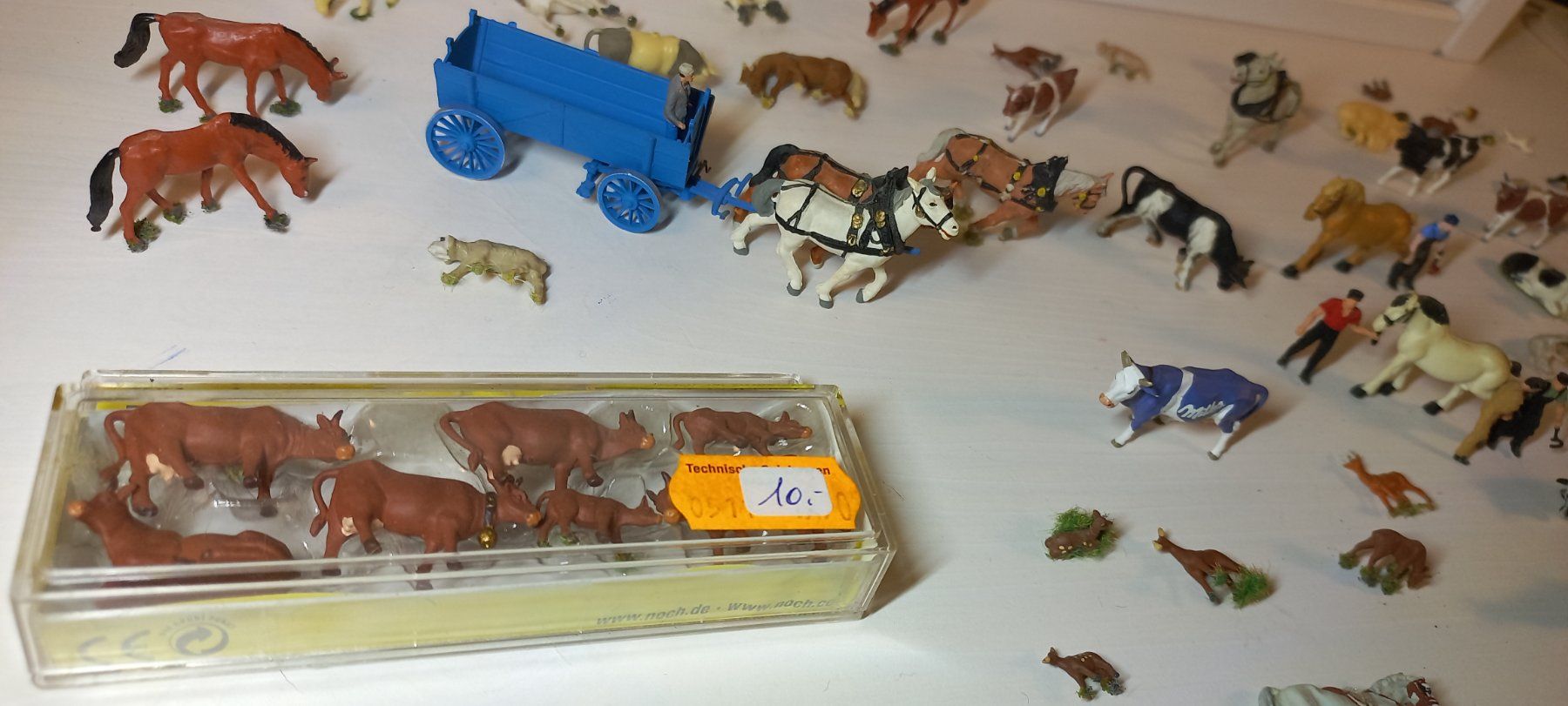 Noch Modelleisenbahnen: Grosse Sammlung Tiere Noch, Preiser,.. ca. 110Stk. H0 1:87 – Gebraucht aus Olten von bananariff 1