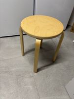 Tabouret rond bois IKEA FROSTA 42cm 
