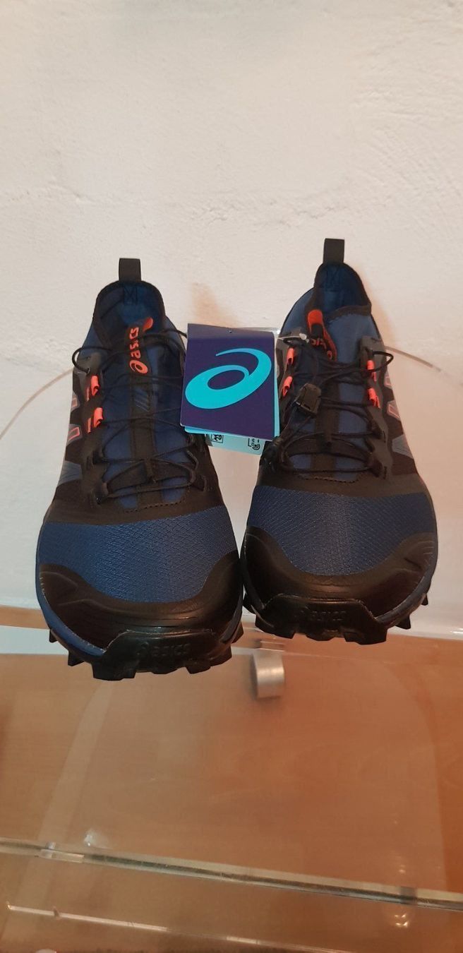 Asics Scarpe da uomo: ASICS FUJITRABUCO PRO LAUFSCHUHE GR.42.5 – Nuovo e nell'imballaggio originale da Kilchberg ZH venduto da boanse 6