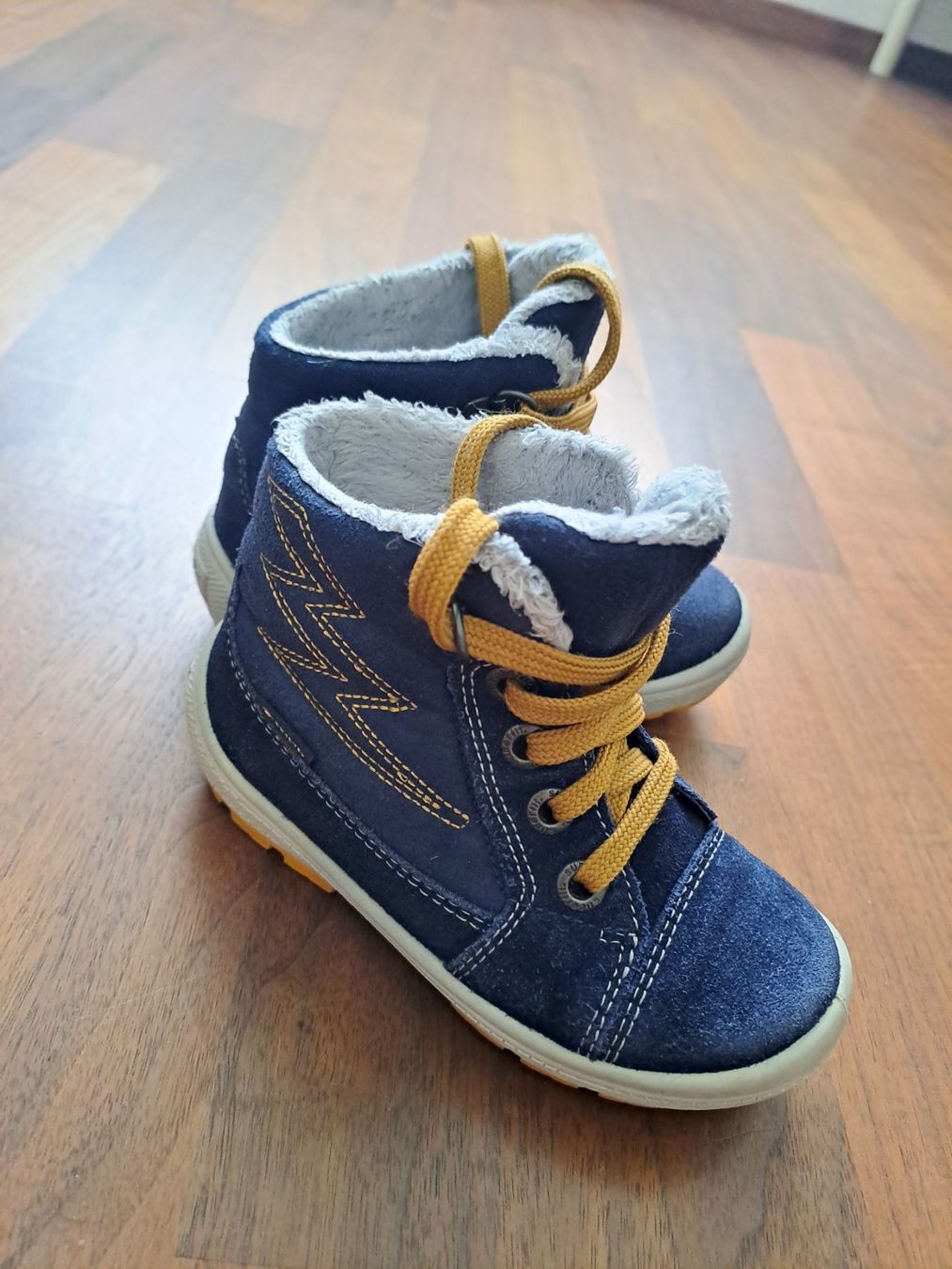 Superfit Chaussures garçon: Super Fit Schuhe 24 – D'occasion à Subingen par Windlicht84 2