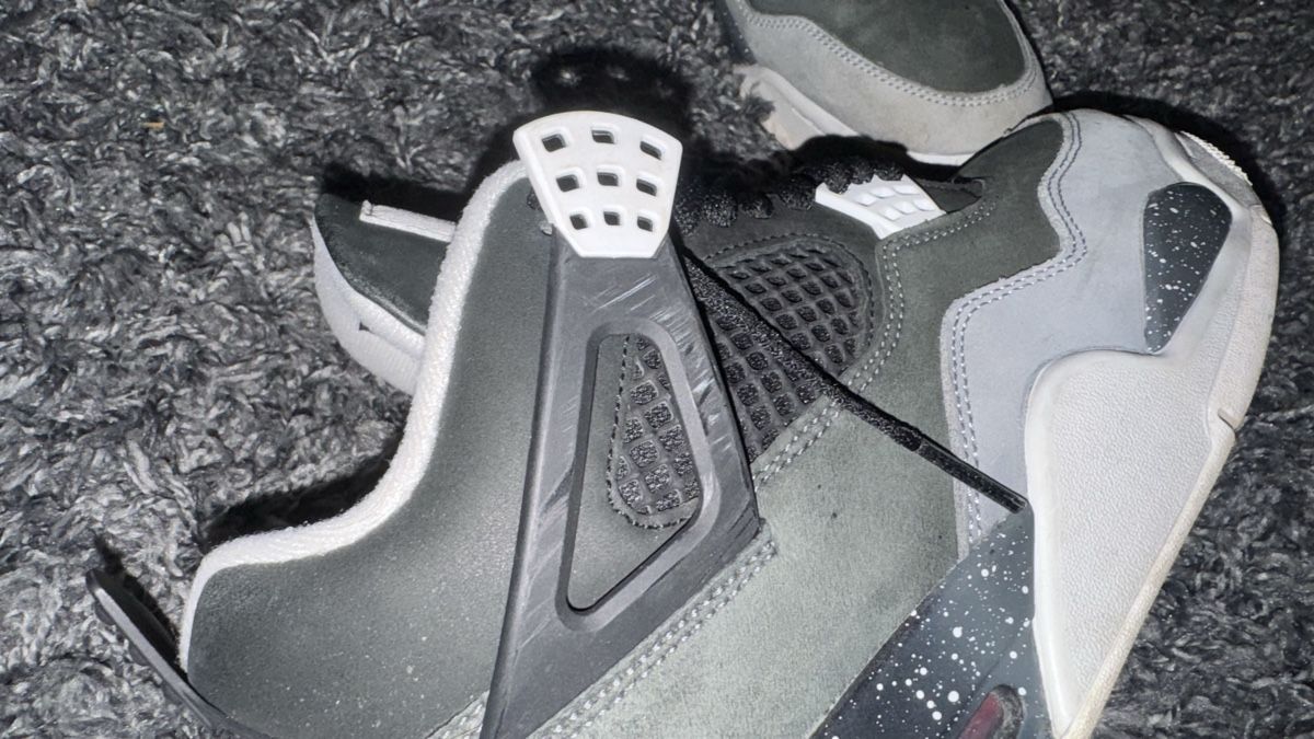Jordan Scarpe da uomo: Jordan 4 42.5 – Usato da Wengen venduto da Kienzler240509 4