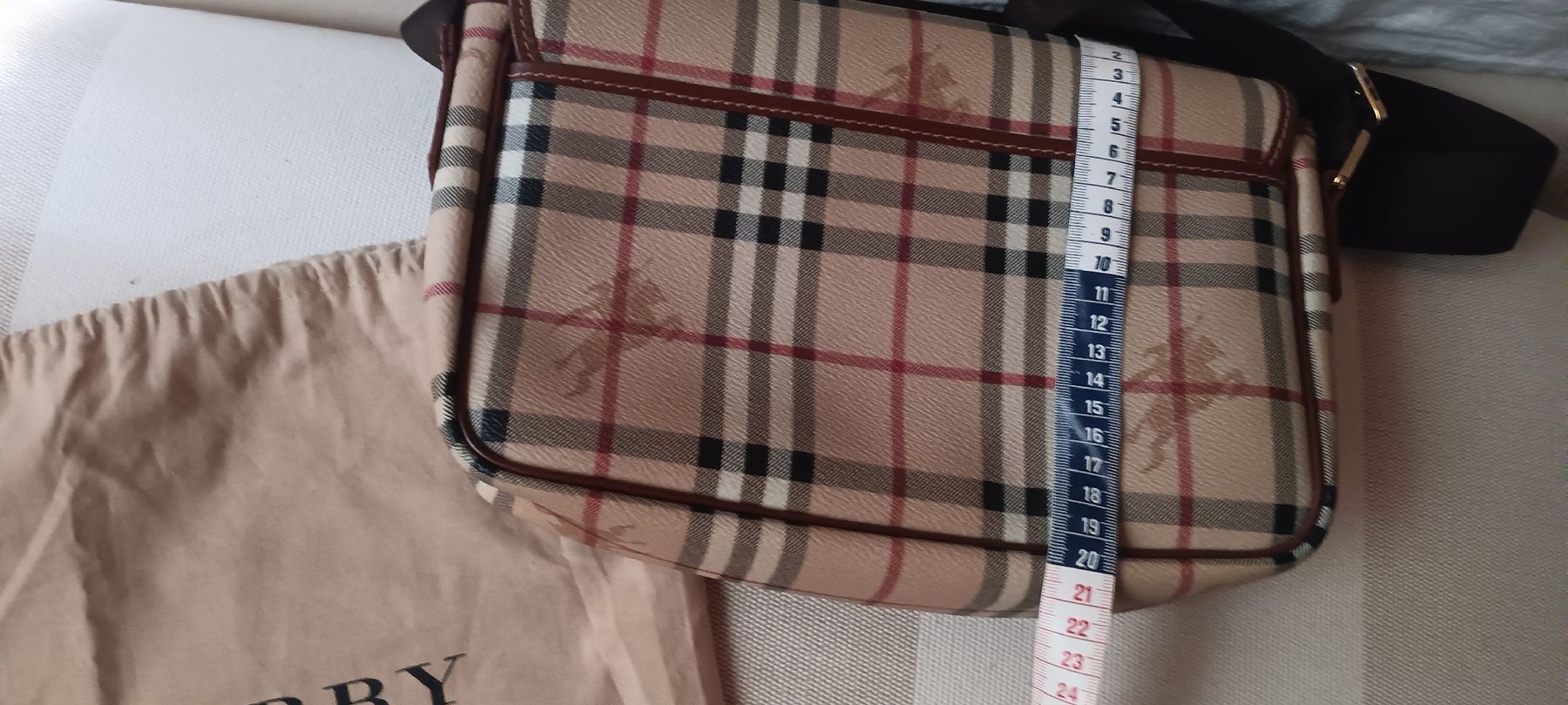 Burberry Borse da donna: Burrberytasche neuwertig und Original! – Nuovo (secondo la descrizione) da Maienfeld venduto da Andyr44 1