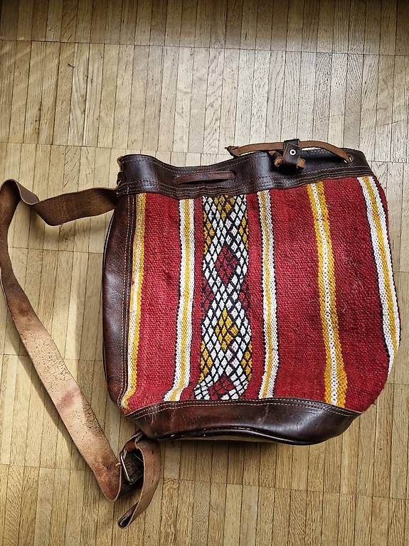 Borse da donna: Echtleder Tasche mit Teppich element – Usato da Luzern venduto da Laraelena 4