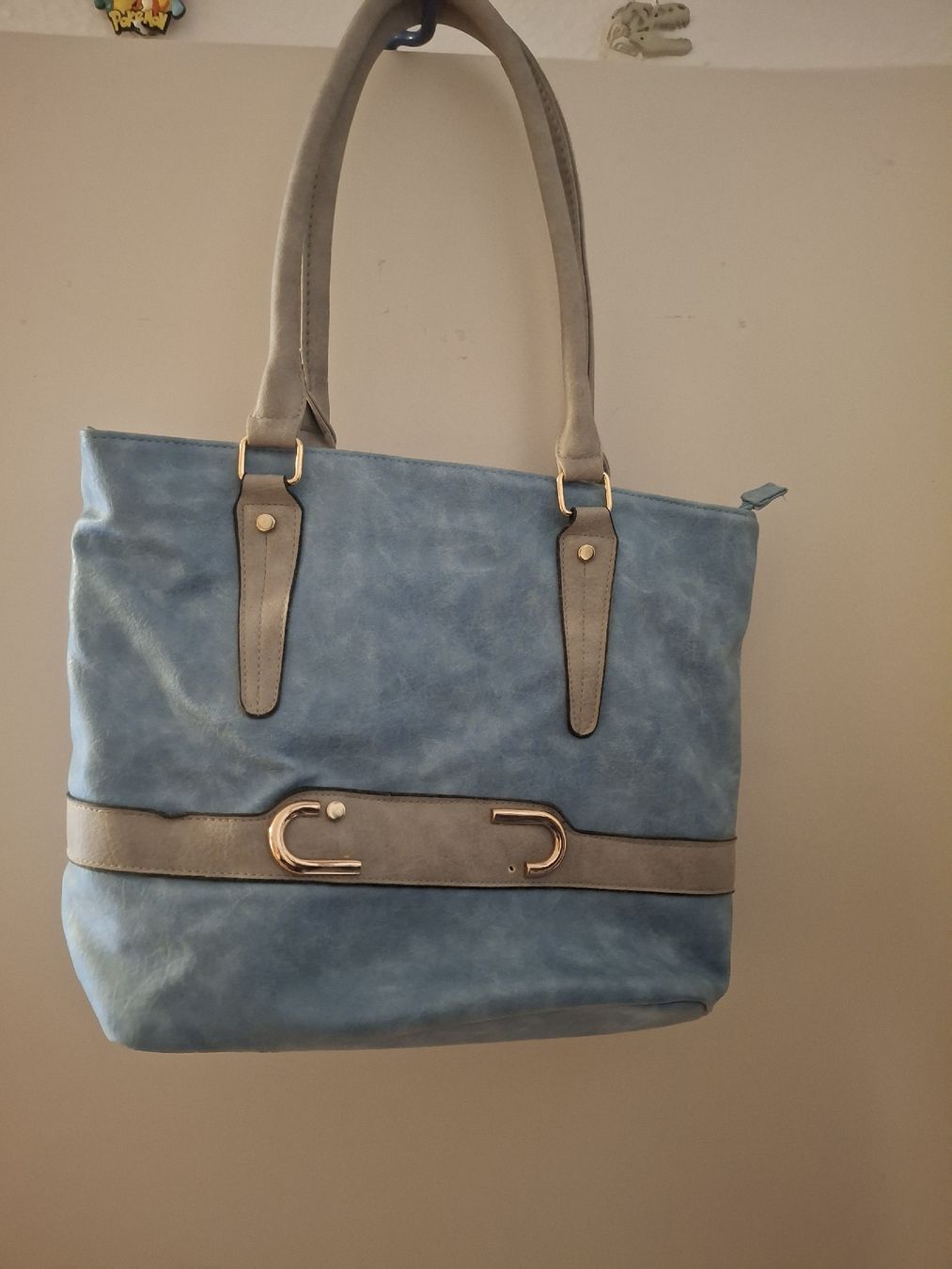 Borse da donna: hellblaue Handtasche mit vielen Fächern. – Usato da Basel venduto da Emanueledd00