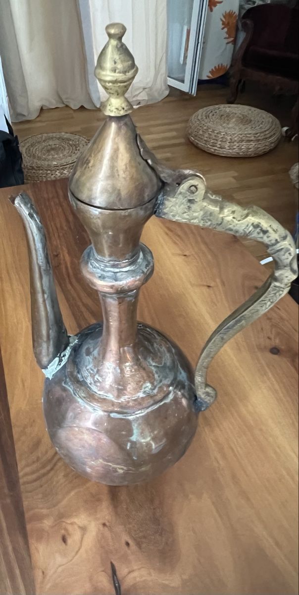Tutte le decorazioni: Alte Kupferkanne  – Usato da Aarberg venduto da Edelschungit 1